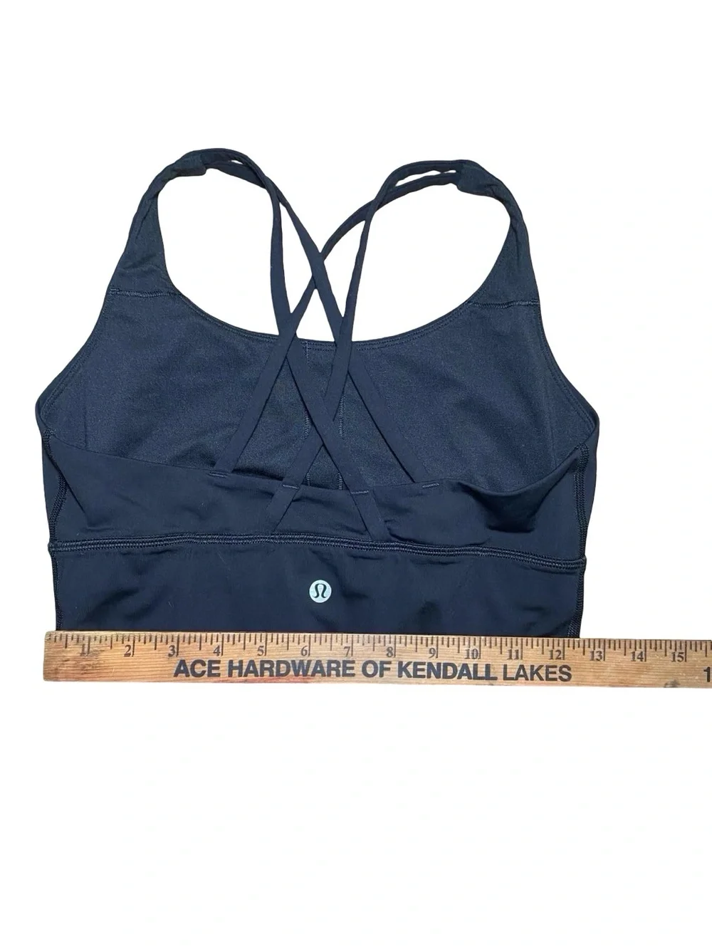 Lululemon Energy Longline sports Bra Medium Support (Size 8) crisscross back
